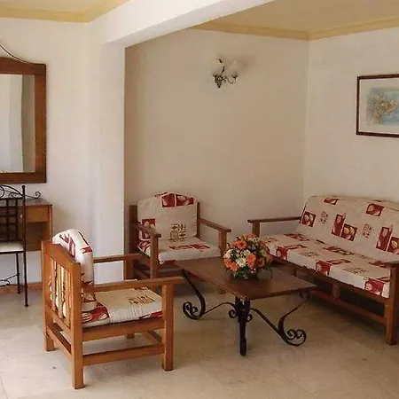Rebecca Hotel